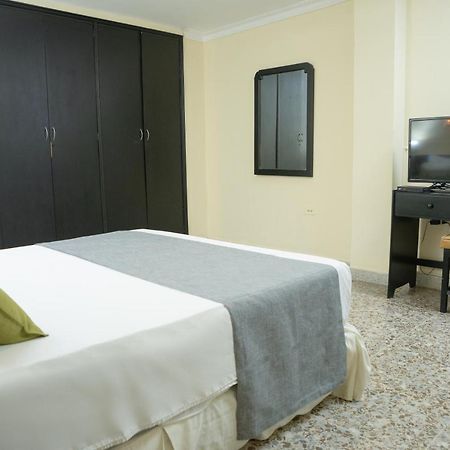 Ayenda 1313 Barahona 72 Hotel Barranquilla  Bagian luar foto