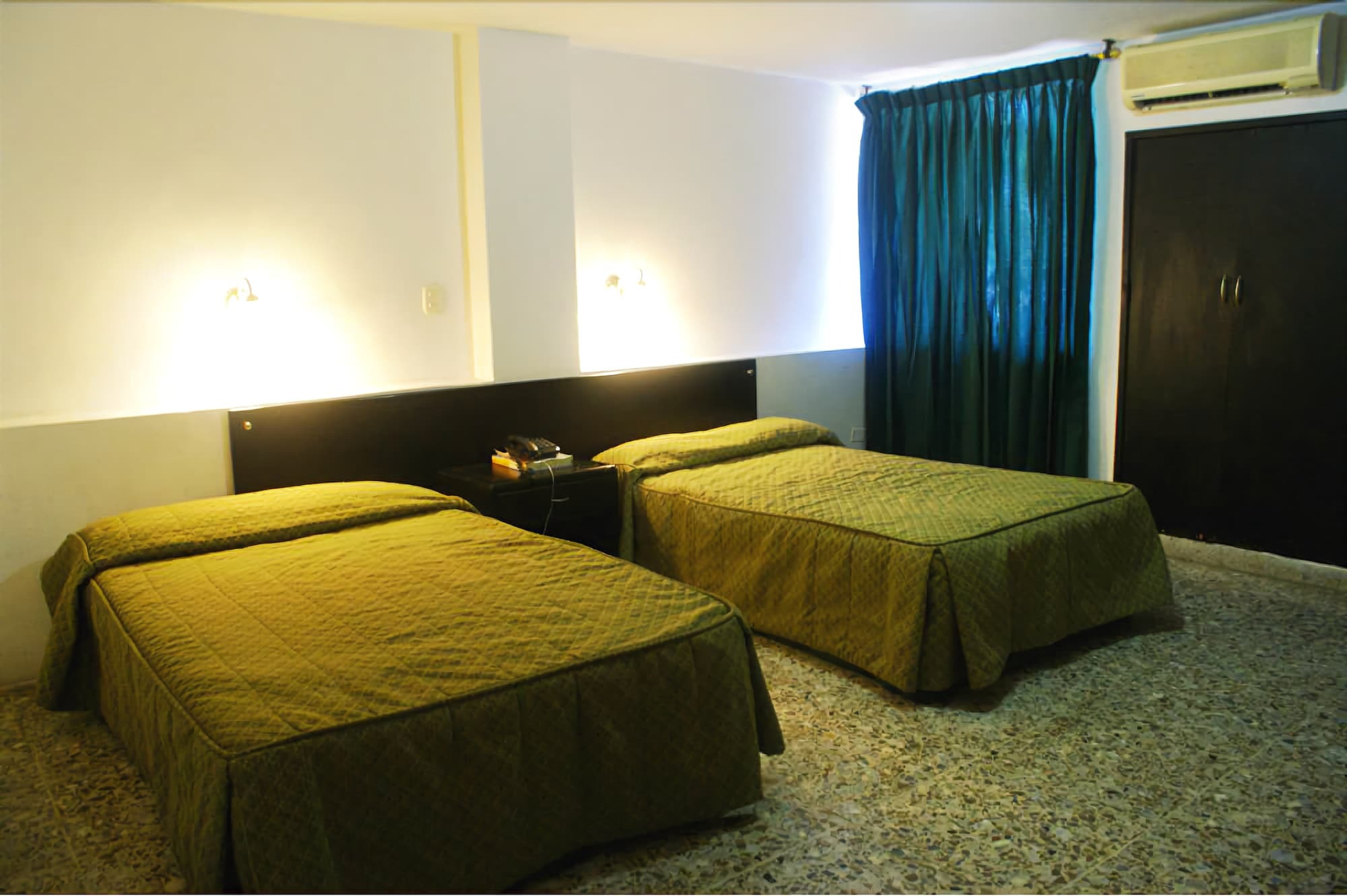 Ayenda 1313 Barahona 72 Hotel Barranquilla  Bagian luar foto